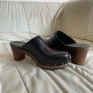 Ugg black leather clogs size 8